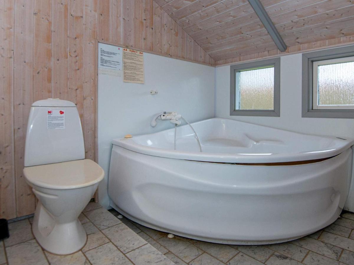 Four-Bedroom Holiday Home In Sydals 4 Vibøge Buitenkant foto